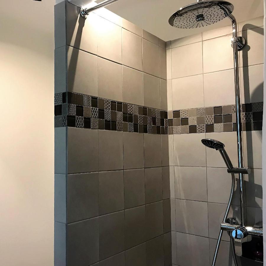 Chambres D'Hotes Et Gites Le Mas Mellou Orange  Eksteriør bilde