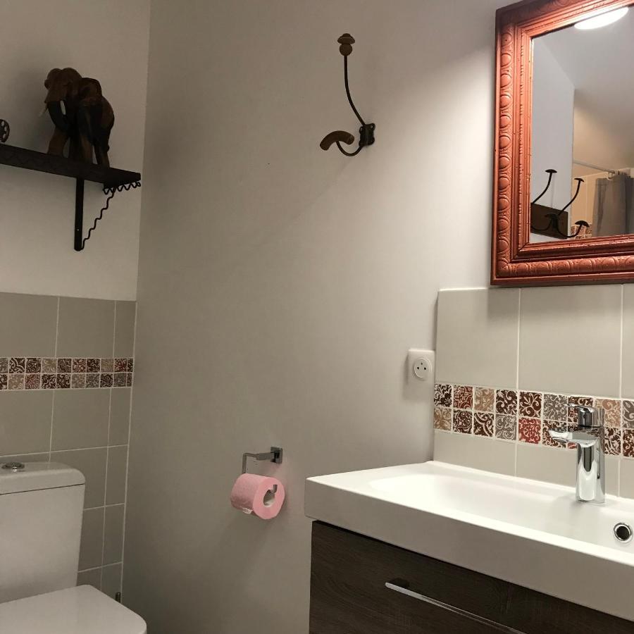 Chambres D'Hotes Et Gites Le Mas Mellou Orange  Eksteriør bilde